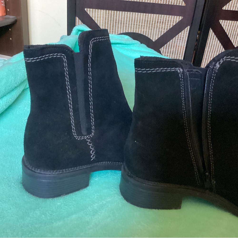 Clarks black zip up ankle boots, size 9.5